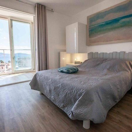 Tres Beau T2 Climatise Refait A Neuf, Vue Mer Panoramique Exceptionnelle A 120M A Pied De La Plage La Ciotat Buitenkant foto